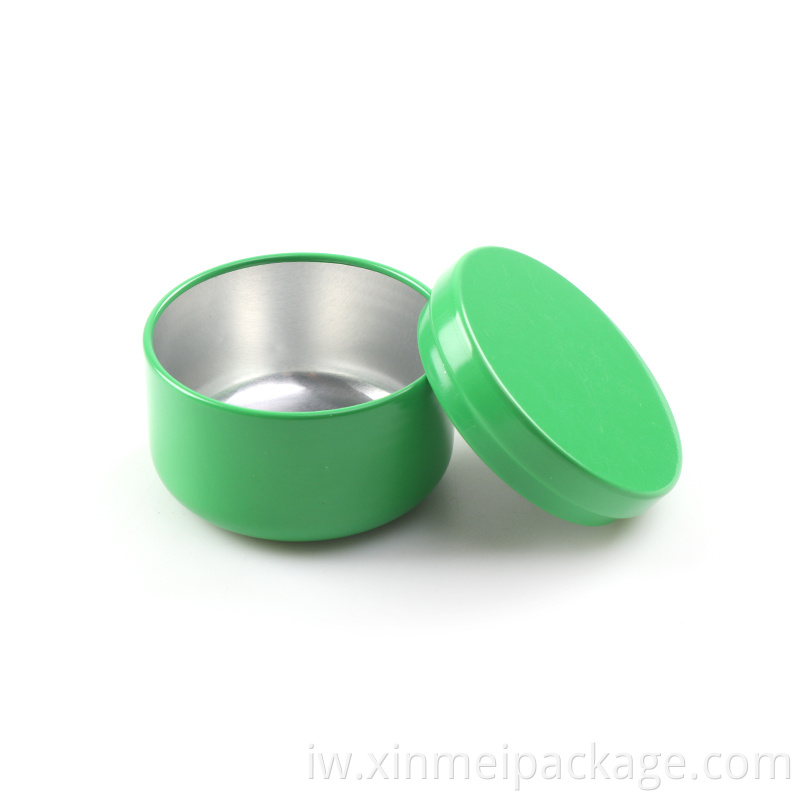 green aluminum tin